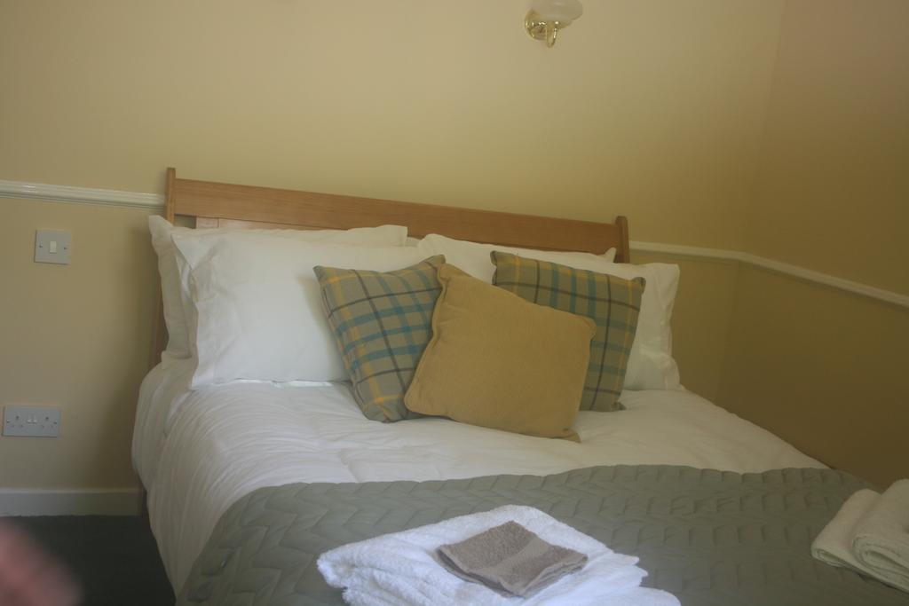 Laragh Mountain View Lodge Saggart Ruang foto